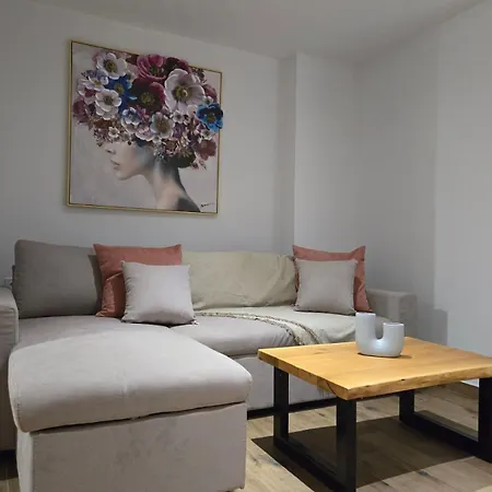 Thanasis House Corfu アパート Psachnia